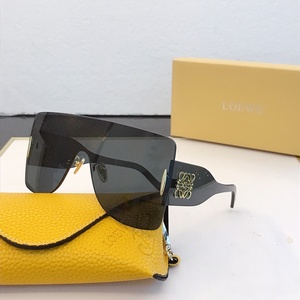 Loewe Sunglasses 93